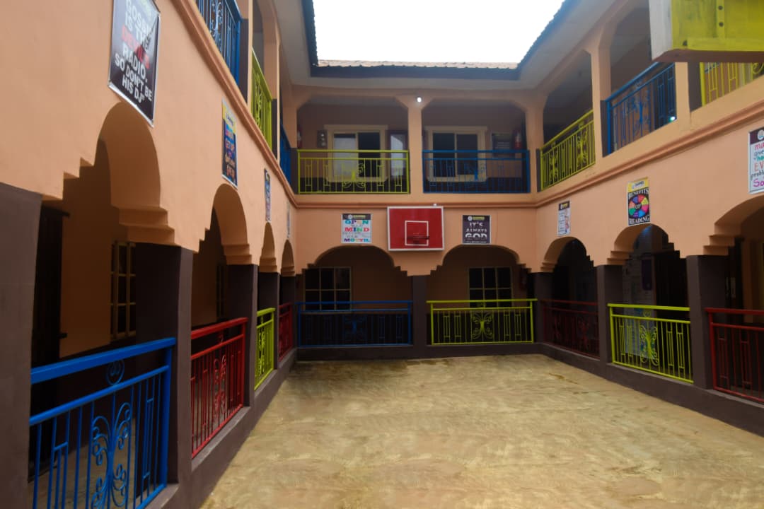 Gallery Image 12 - School Photo